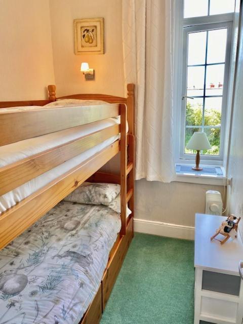 Simply The Best ! Just 4 Min Walk To Beach, Pubs, Shops, Htd Pool, Hottub, Games Rm, Bbq'S, Gdns, Parking, Bassets Acre,Just 6 Unique Apart'S With Wifi Апартаменты Портрит